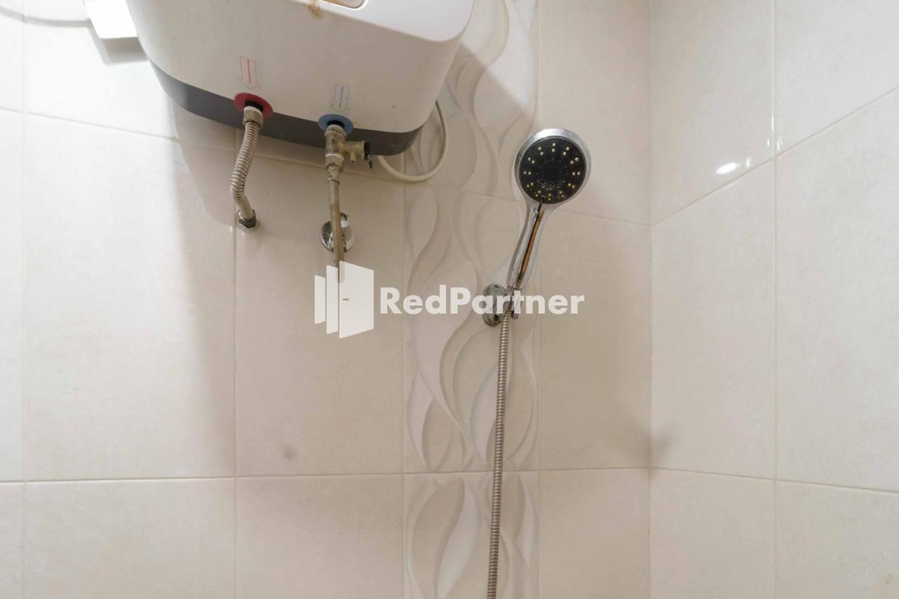 Jo Residence Syariah Redpartner Jakarta Exterior foto