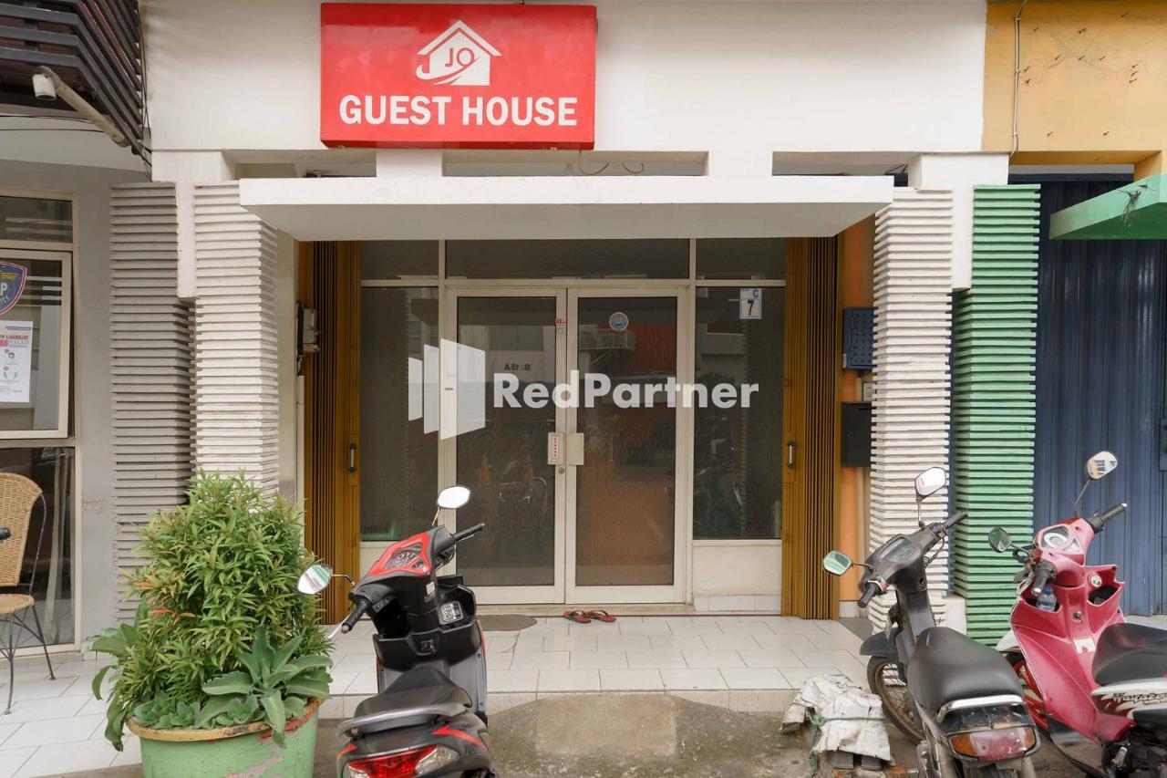 Jo Residence Syariah Redpartner Jakarta Exterior foto